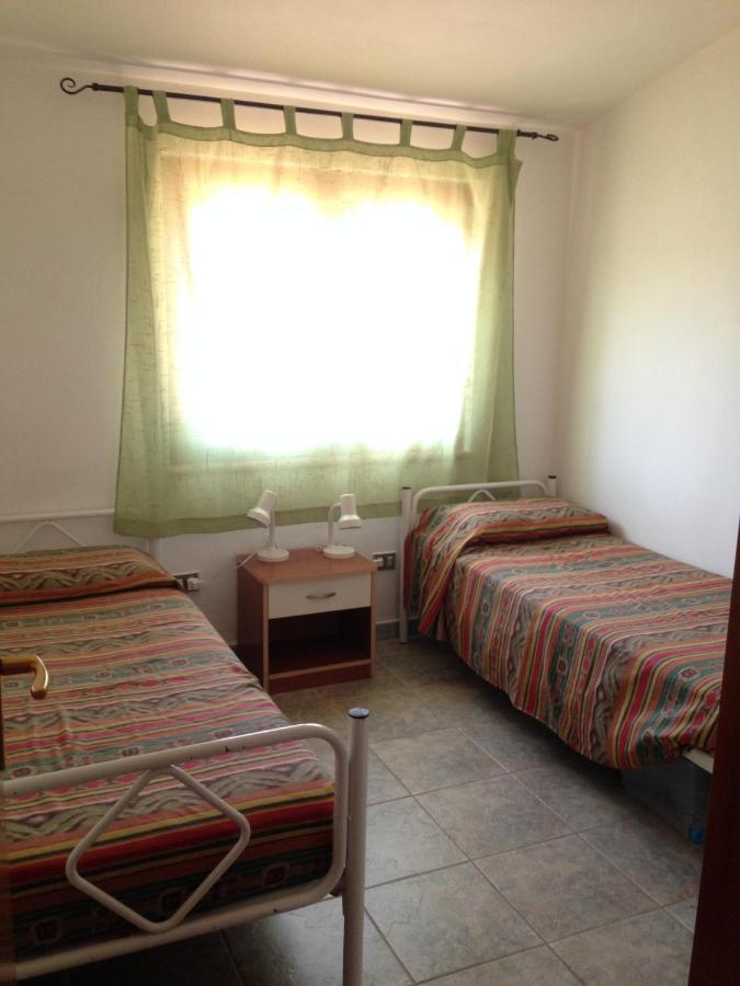 דירות Magomadas Casa Nel Vigneto Con Vista Mare מראה חיצוני תמונה
