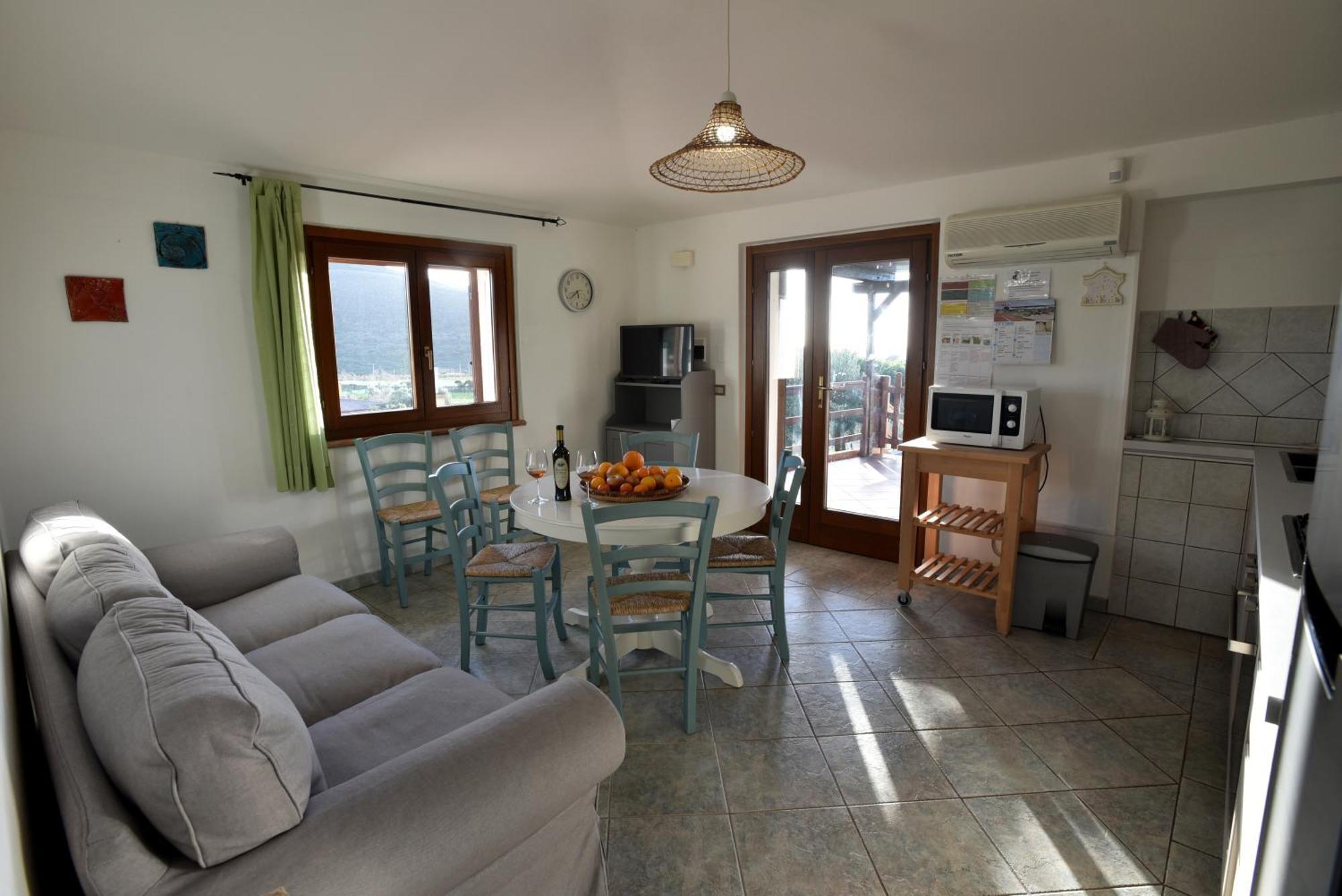 דירות Magomadas Casa Nel Vigneto Con Vista Mare מראה חיצוני תמונה