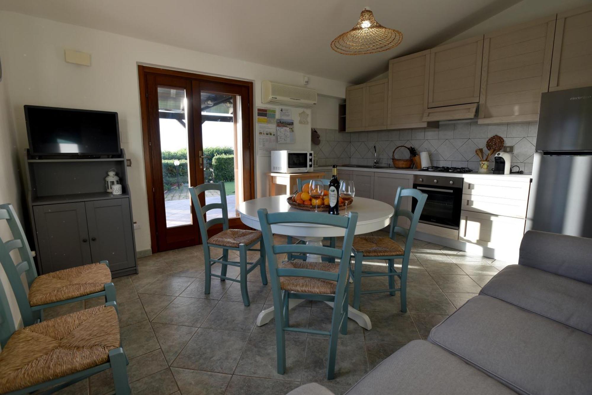 דירות Magomadas Casa Nel Vigneto Con Vista Mare מראה חיצוני תמונה